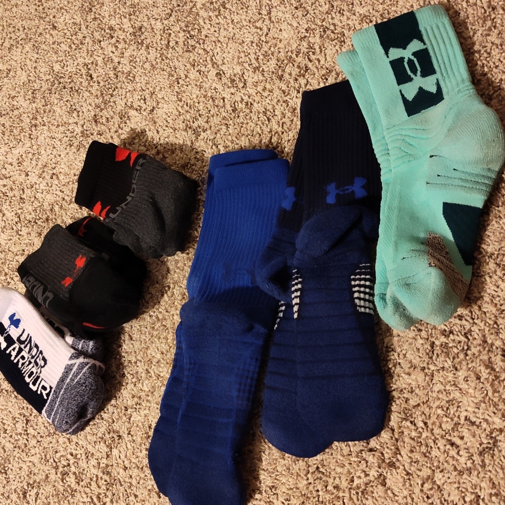 Under Armour socks seven pairs
